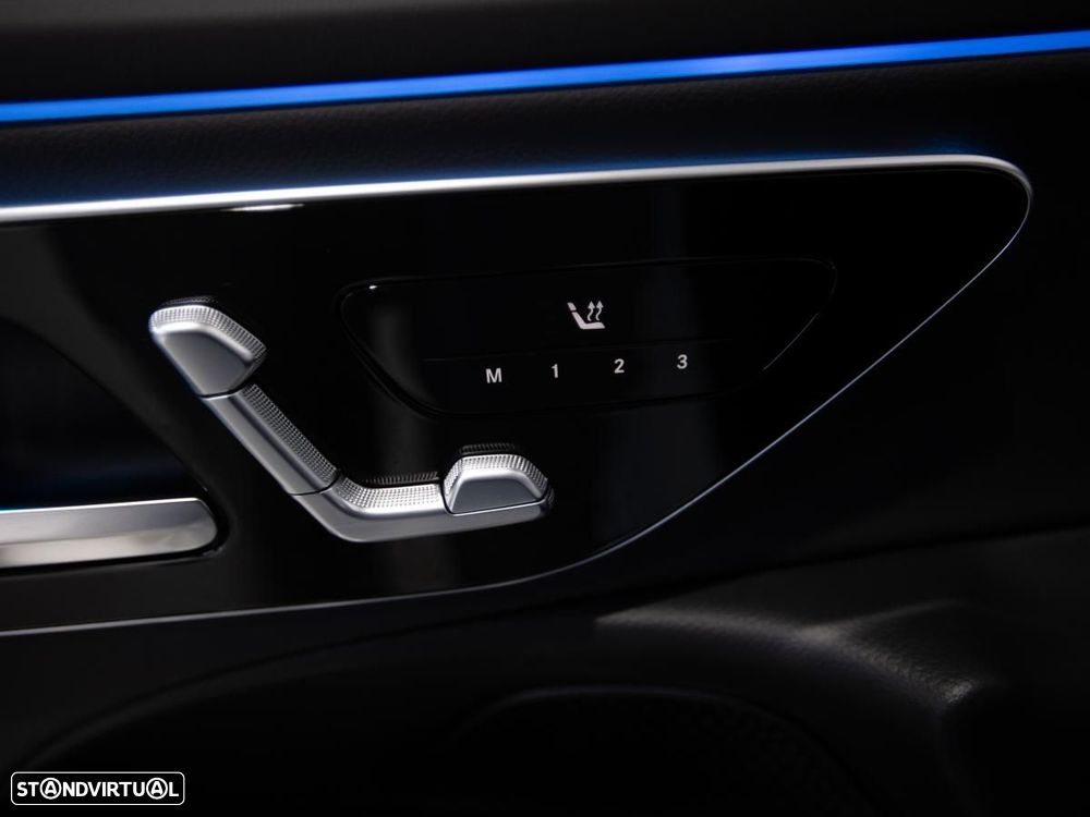 Mercedes-Benz E 300 Standard - 18