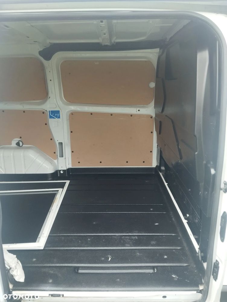 Ford Transit Custom - 9