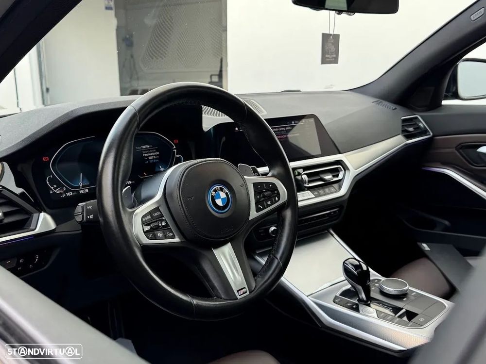 BMW 320 e Aut. M Sport - 10