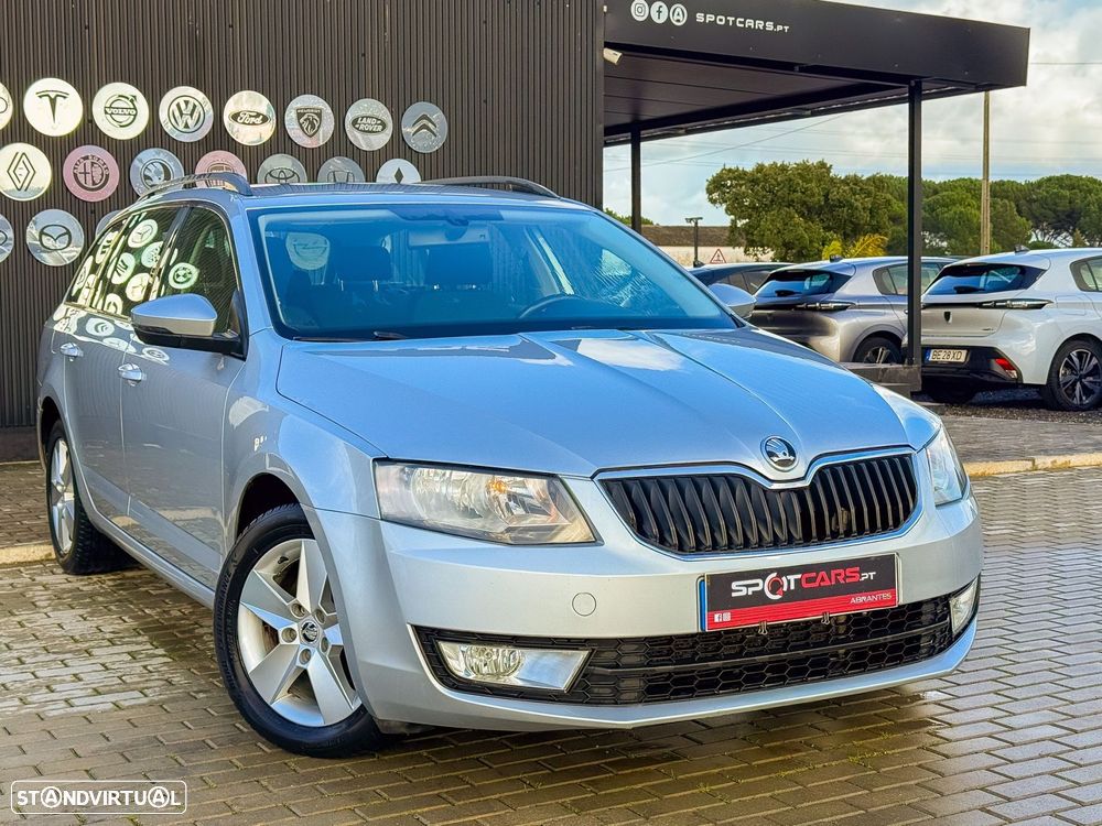 Skoda Octavia Break 1.6 TDi Style DSG - 1