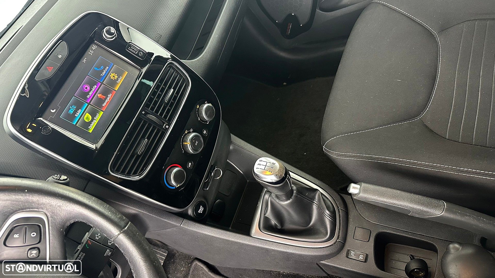 Renault Clio 1.5 dCi Limited - 34