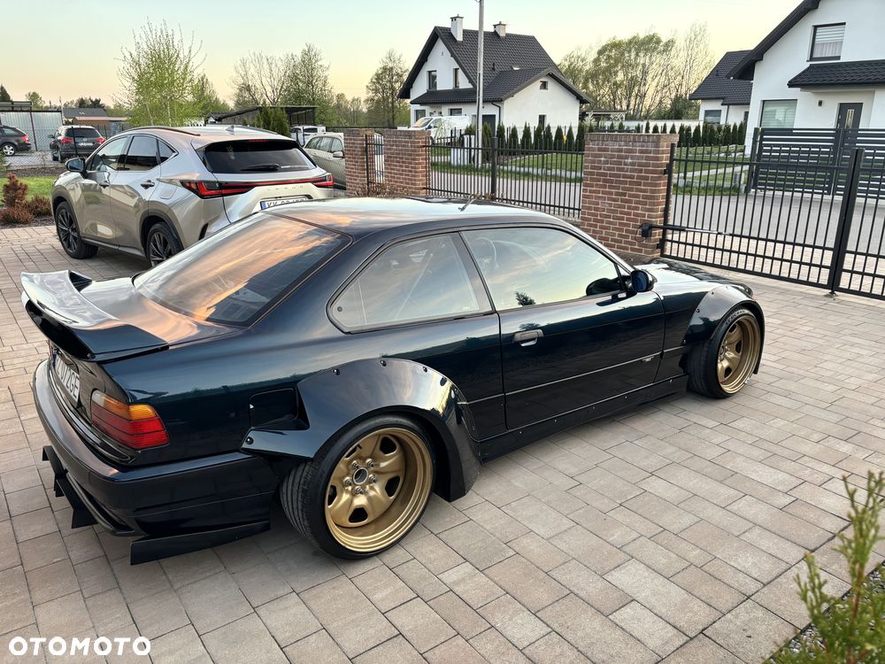 BMW Seria 3 328i - 13