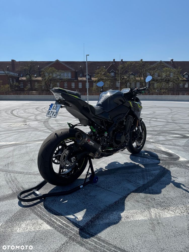 Kawasaki Z 900 - 7