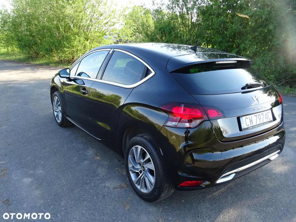 Citroën DS4 1.6 e-HDi SoChic MCP - 4