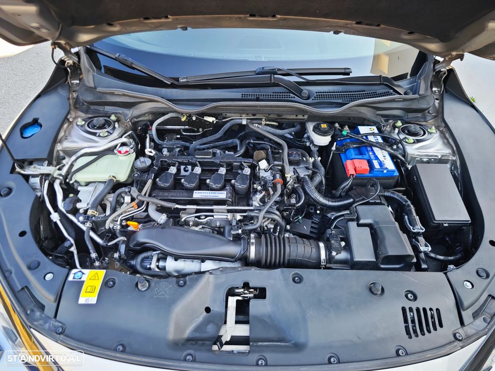 Honda Civic 1.5 i-VTEC Sport Plus CVT - 30
