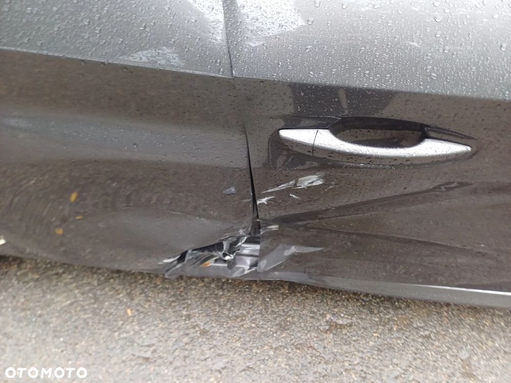Peugeot 208 PureTech 100 EAT8 Allure - 9