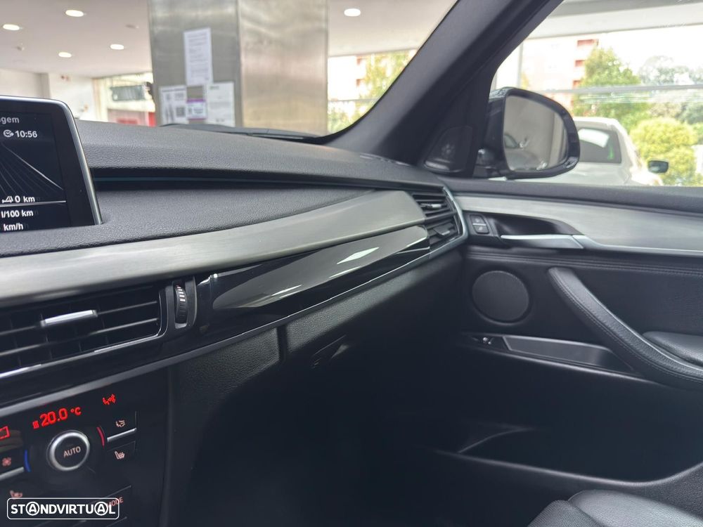 BMW X5 25 d sDrive Pack M - 44