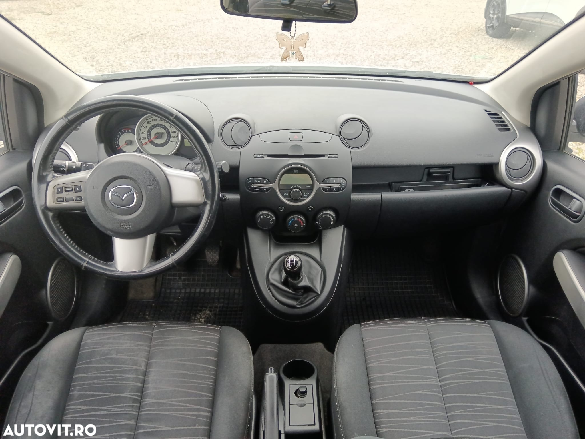 Mazda 2 1.3i TE - 7