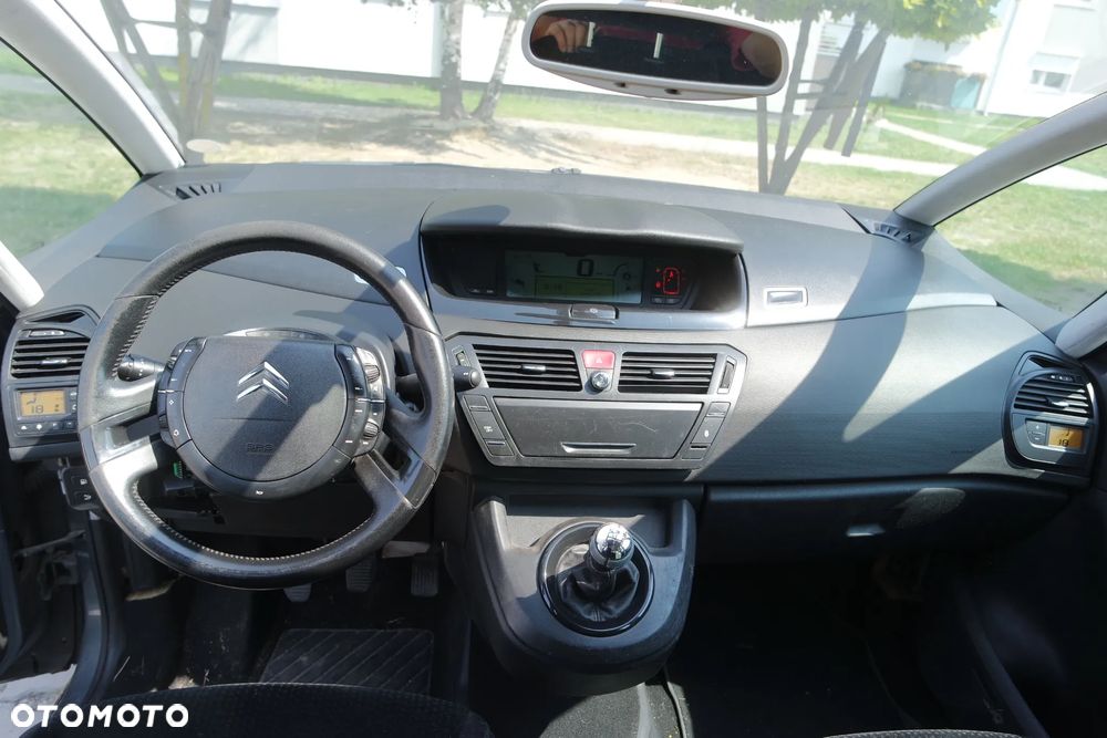 Citroën C4 Grand Picasso 1.6 HDi Impress - 11