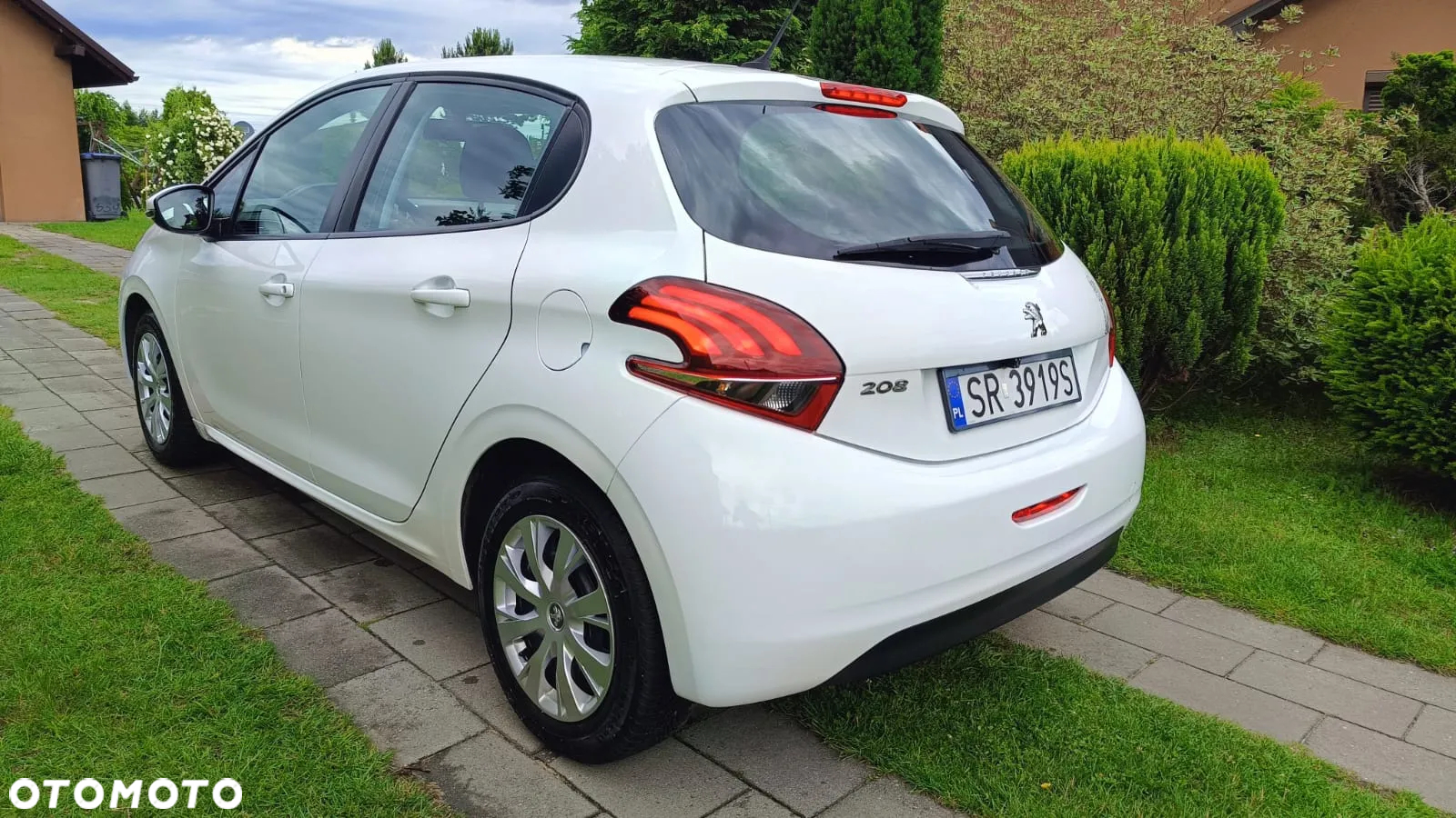 Peugeot 208 1.2 PureTech Access - 11