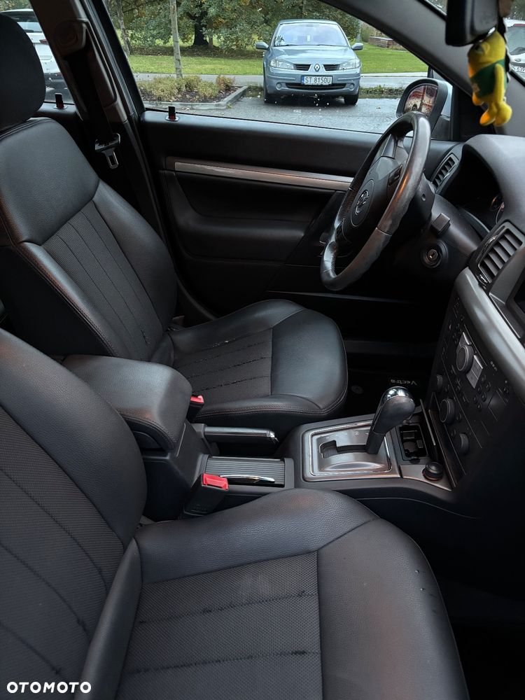 Opel Vectra - 8