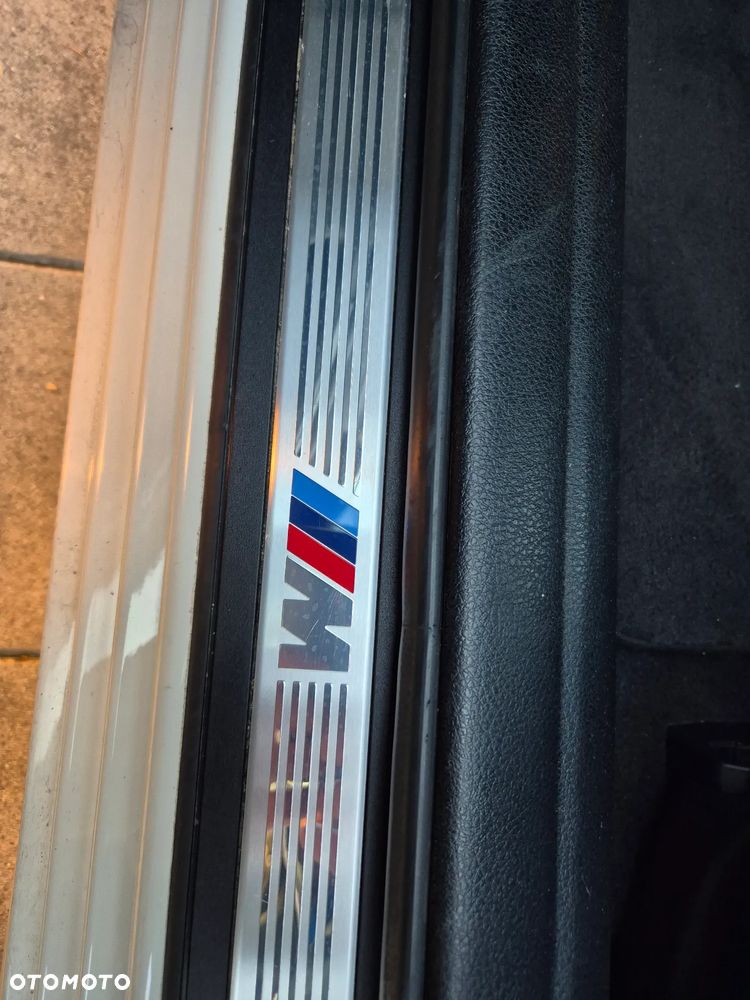 BMW Seria 5 528i xDrive - 5