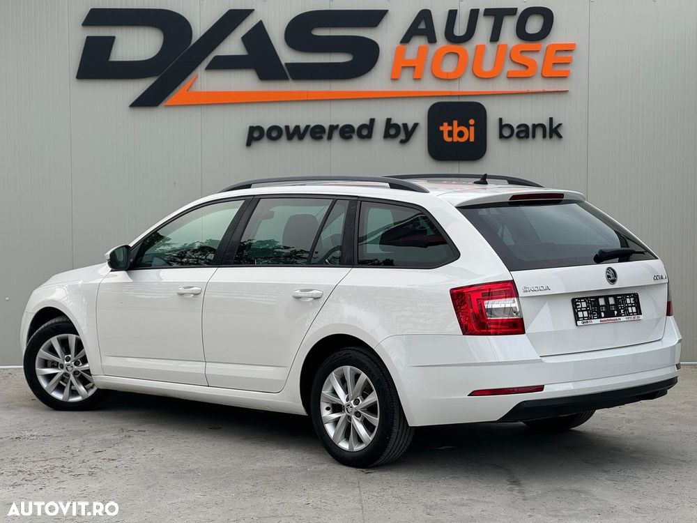 Skoda Octavia 1.6 TDI DSG Style - 7