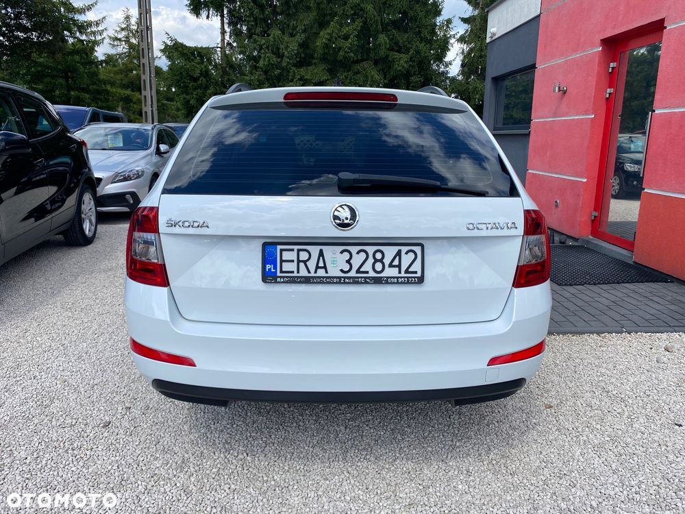 Skoda Octavia 1.6 TDI Ambition - 22