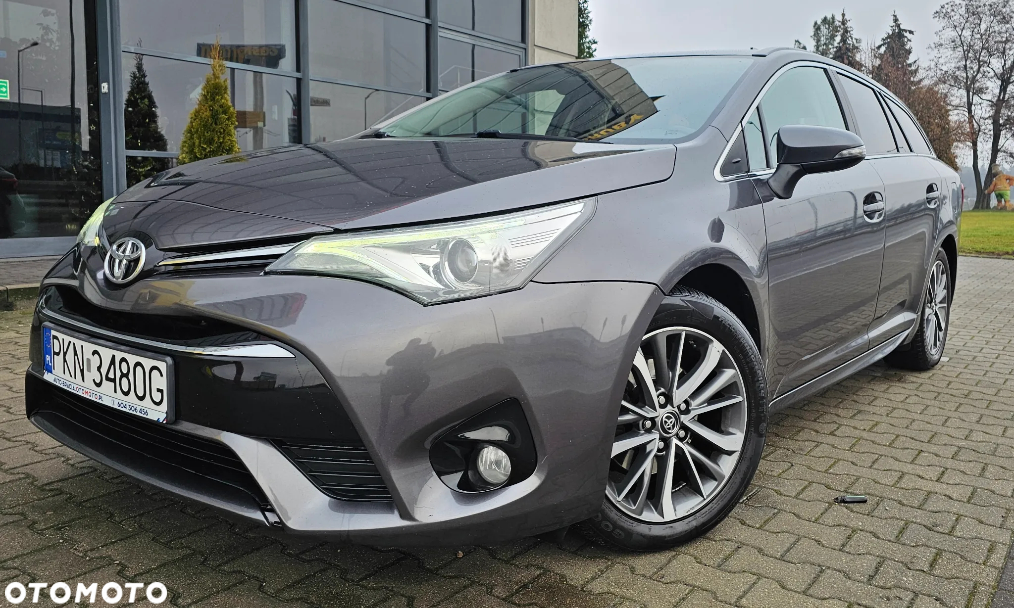 Toyota Avensis 1.8 Business Edition MS - 25