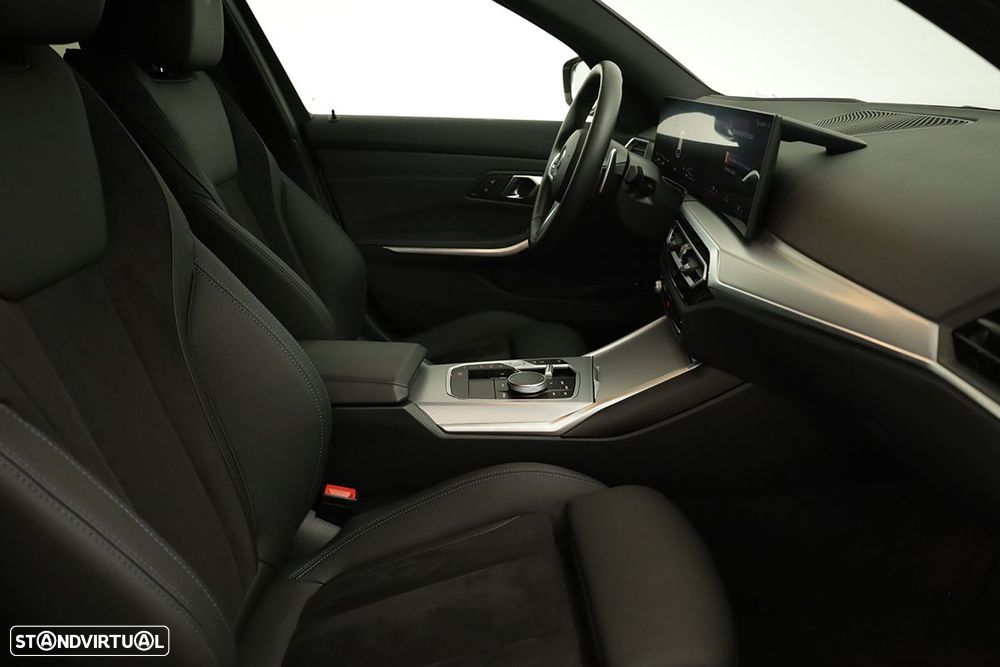 BMW 330 e Pack Desportivo M Auto - 21
