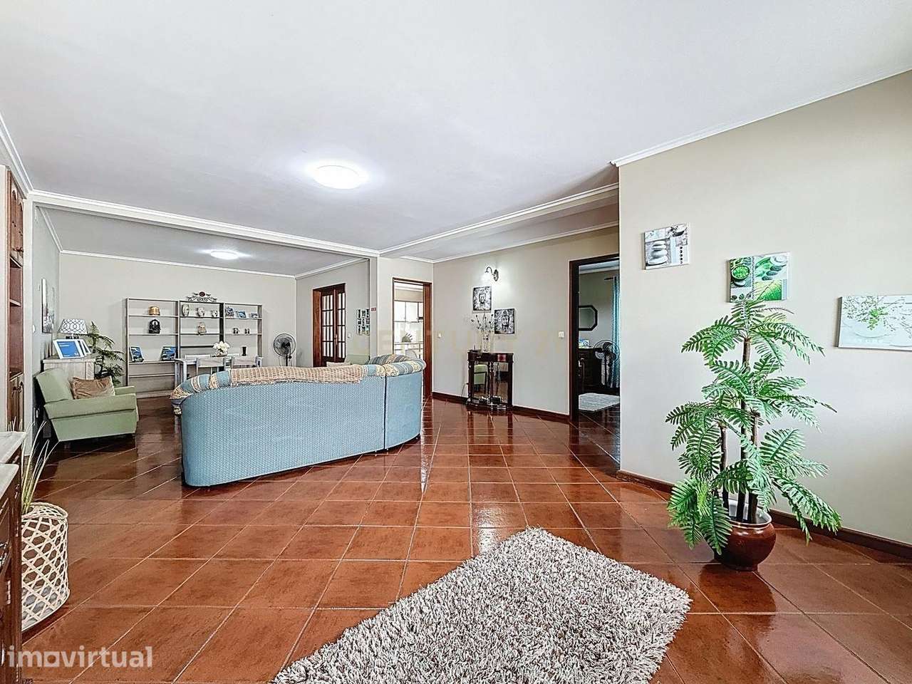 Moradia com Negócio e Alojamento Local – Oportunidade Única em Zona Ce - Grande imagem: 2/24