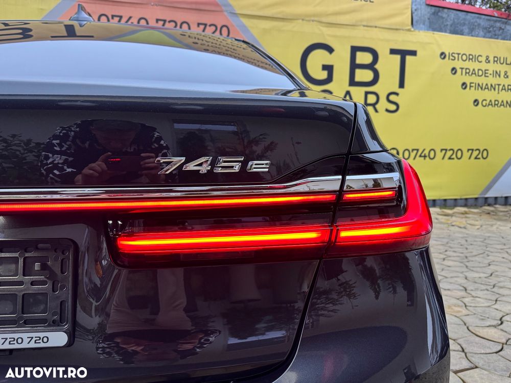 BMW Seria 7 745e - 15