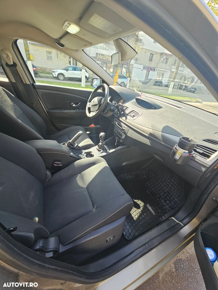 Renault Megane 1.5 dCi Dynamique - 7
