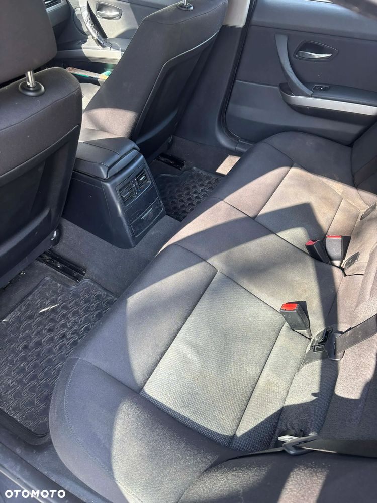BMW Seria 3 318i - 7