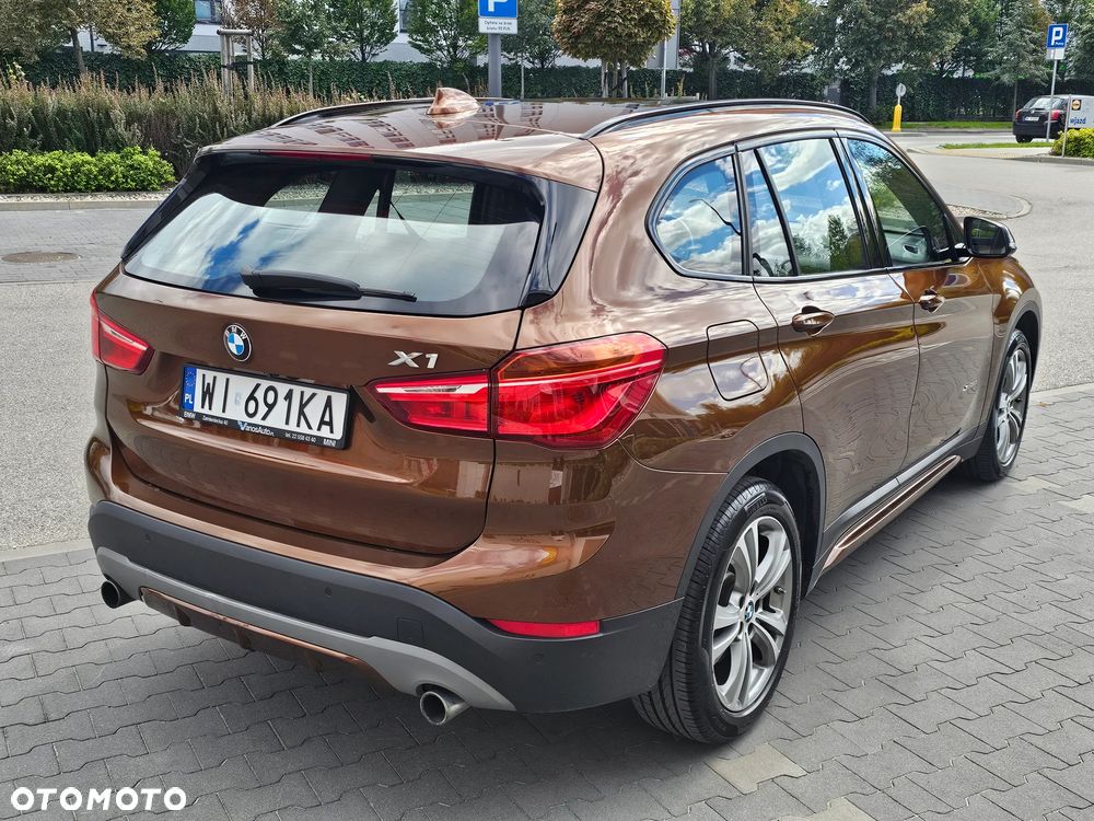 BMW X1 xDrive25i Sport Line - 4