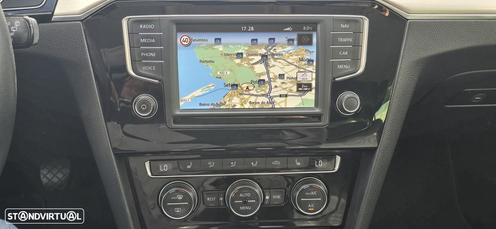 VW Passat Variant 2.0 TDi Highline - 20