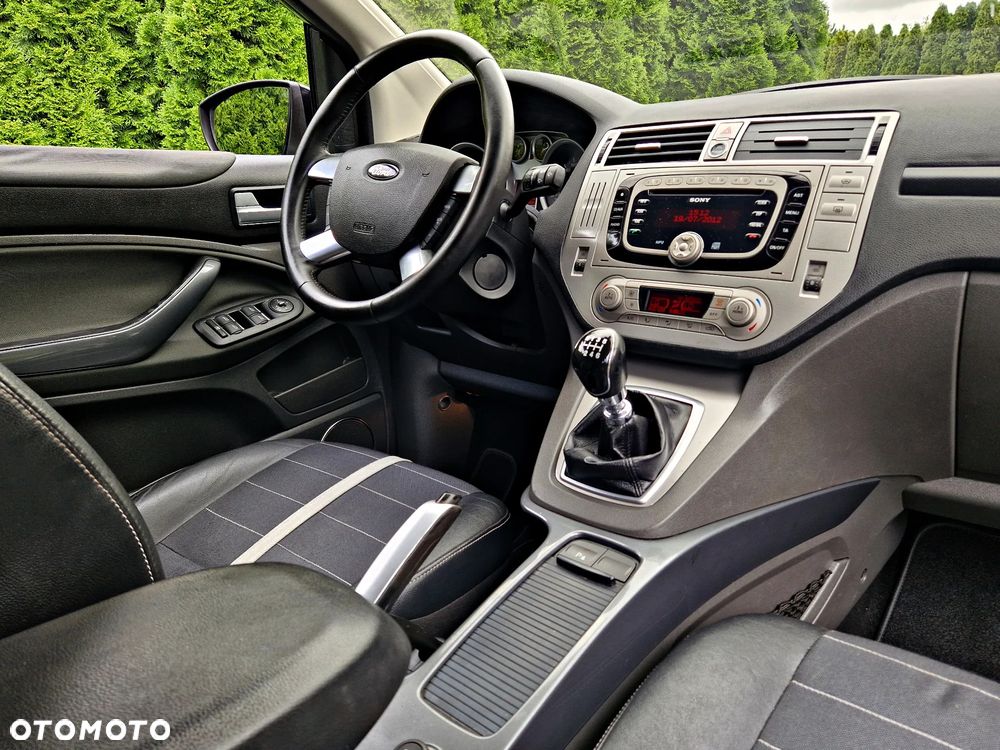 Ford Kuga 2.0 TDCi 4WD Titanium Plus - 22