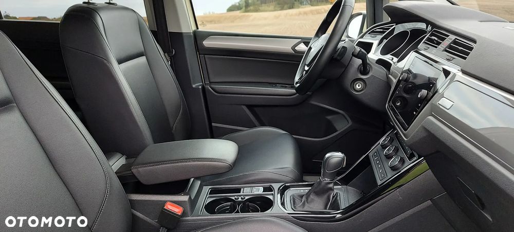 Volkswagen Touran 2.0 TDI BMT Comfortline Plus DSG - 2