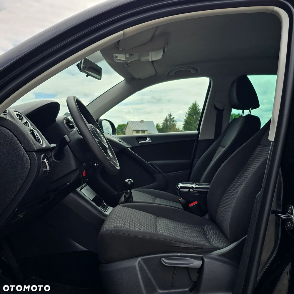 Volkswagen Tiguan - 19