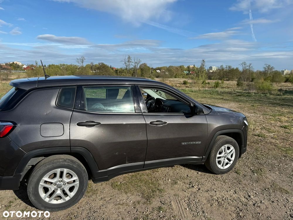 Jeep Compass 1.4 MultiAir Limited - 27