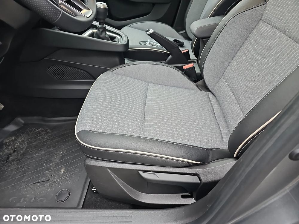 Renault Clio 1.0 TCe Techno - 27