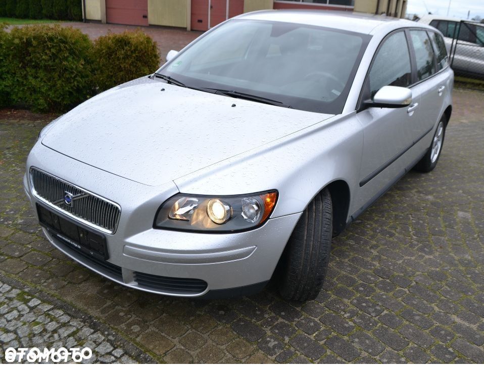 Volvo V50