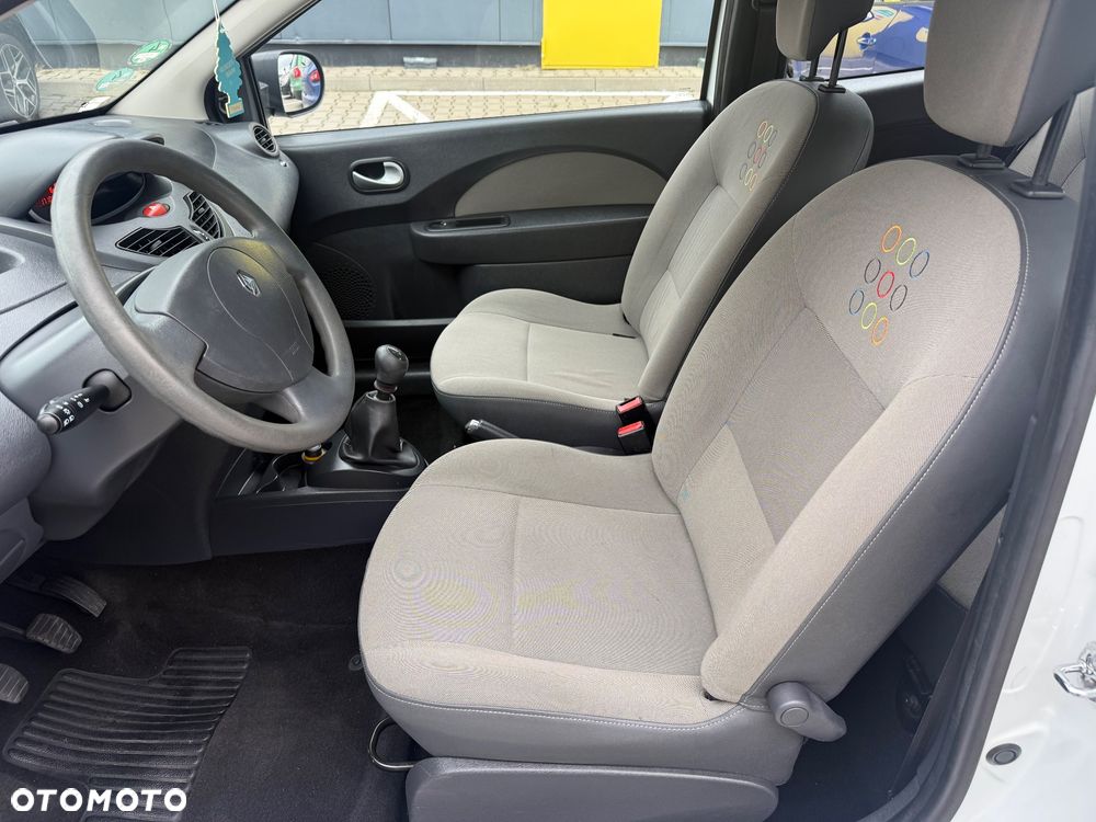 Renault Twingo 1.2 Authentique - 10