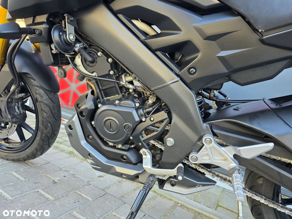 Yamaha MT - 10