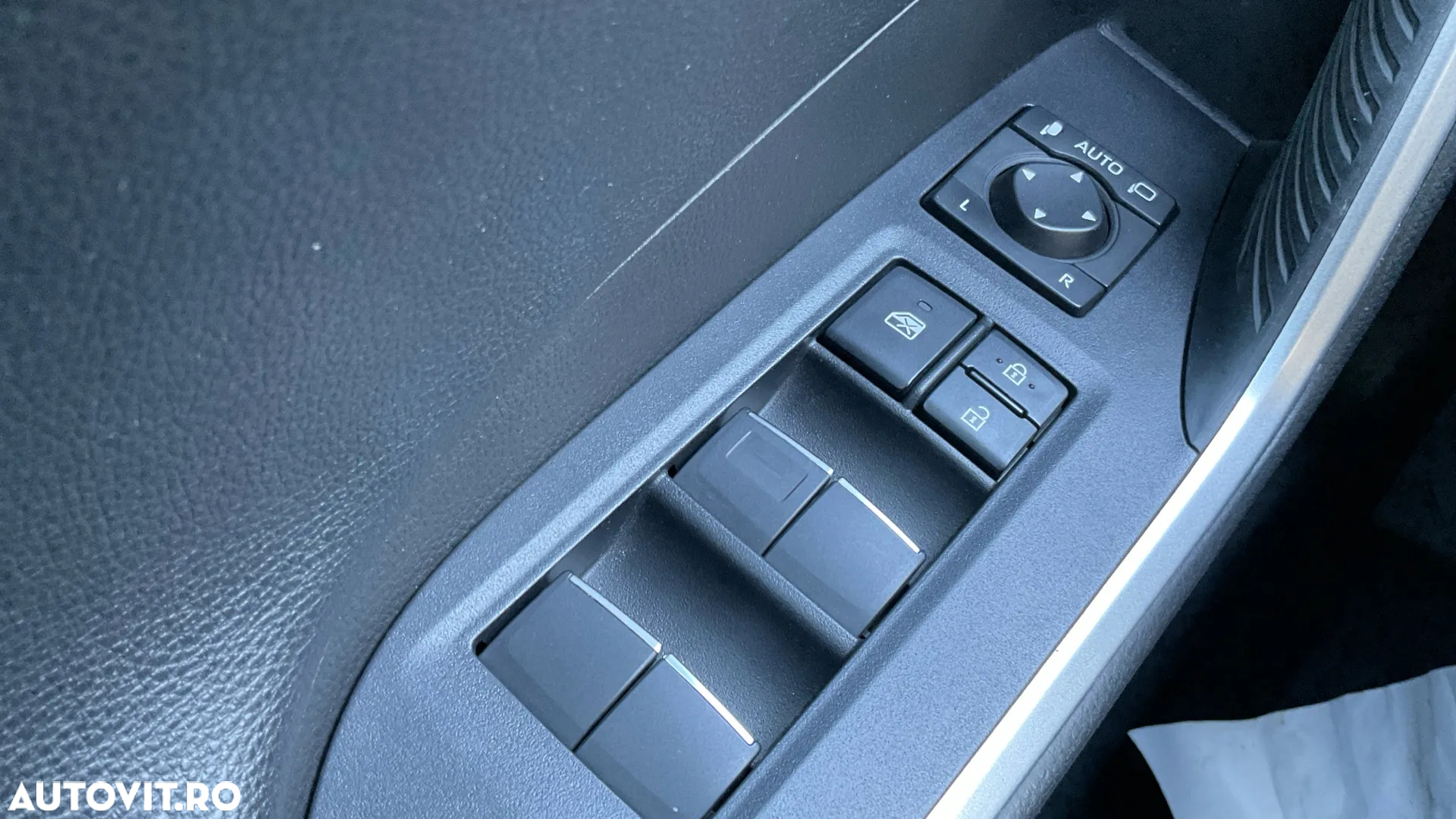 Toyota RAV4 2.5 Hybrid VVT-iE 4x2 Dynamic - 17