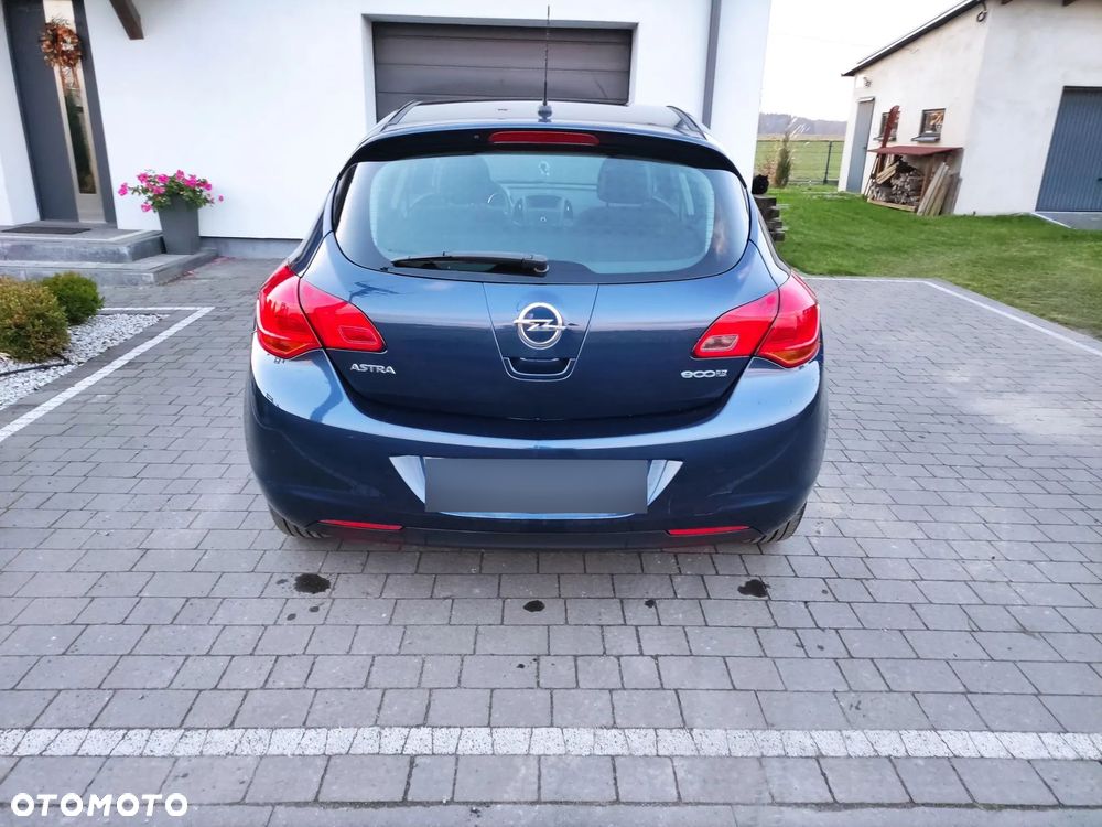 Opel Astra - 9