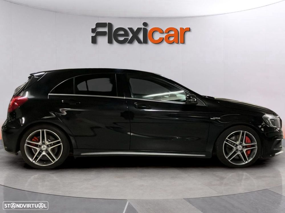 Mercedes-Benz A 45 AMG 4-Matic - 3