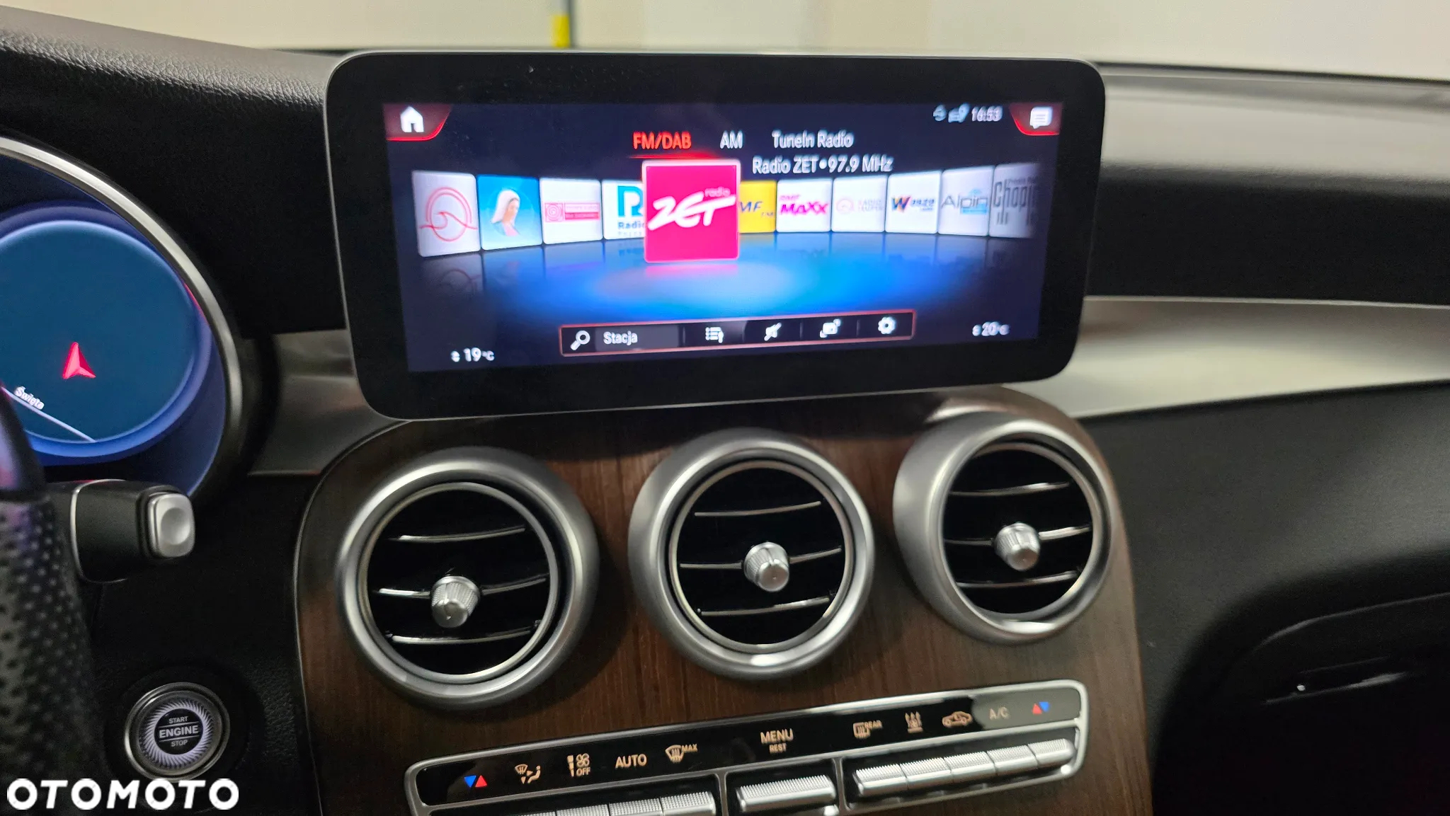 Mercedes-Benz GLC 300 e 4Matic 9G-TRONIC Edition AMG Line - 34