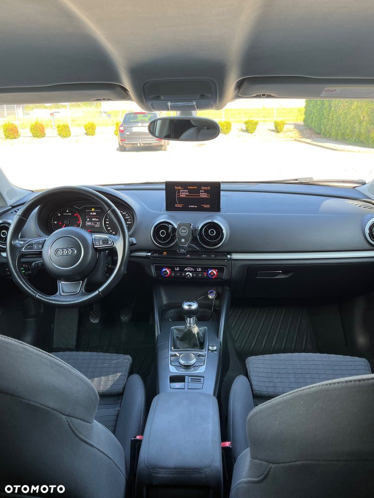 Audi A3 3-drzwiowe 1.6 TDI Attraction - 19