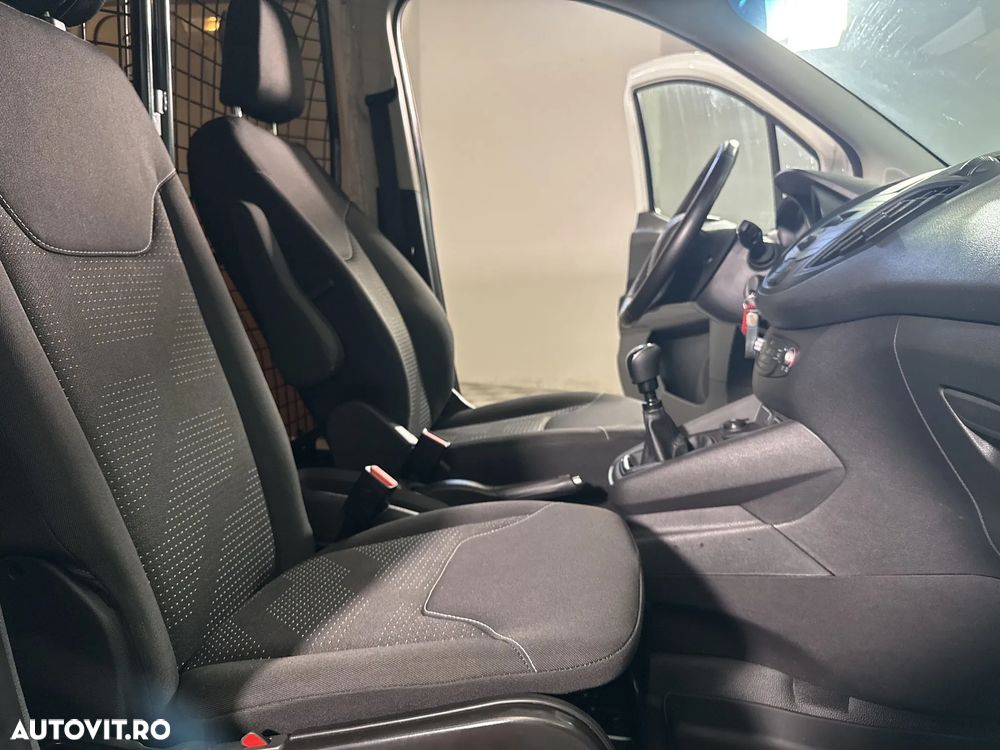 Ford Transit - 10
