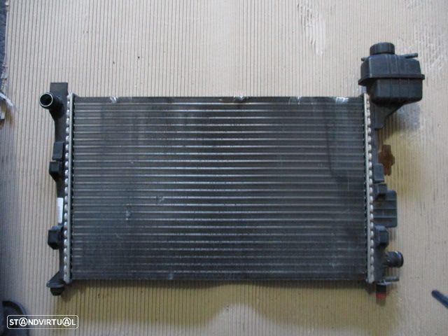 Radiador Agua 1685000202 MERCEDES CLASSE A W168 1999 1.4 - 3