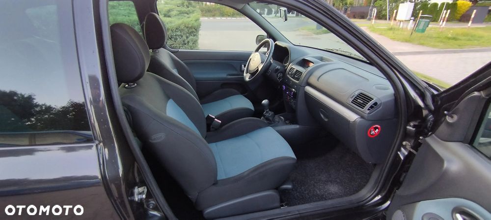 Renault Clio 1.2 16V Campus - 14