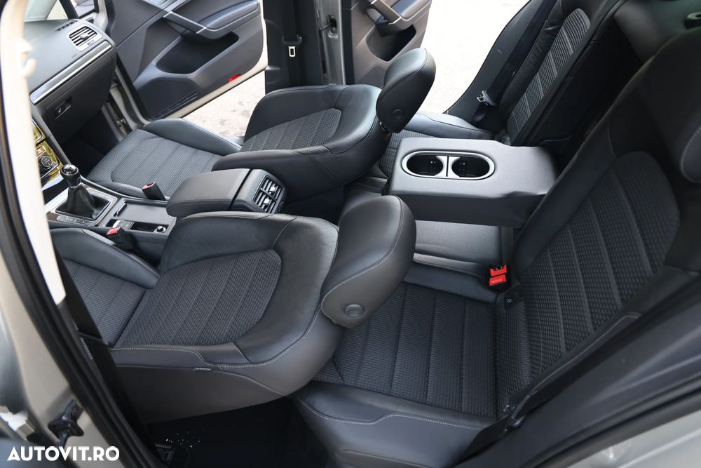 Volkswagen Golf 1.6 BlueTDI Comfortline - 10