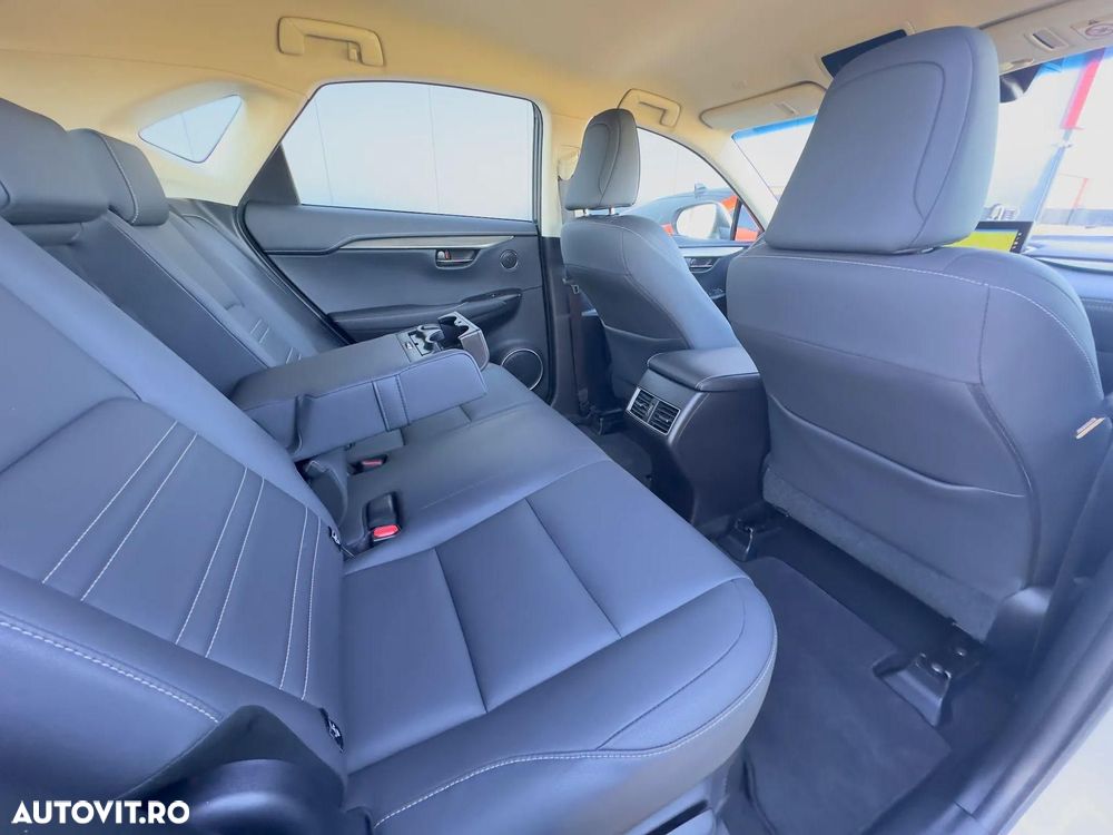 Lexus Seria NX 300h AWD Executive Plus - 22