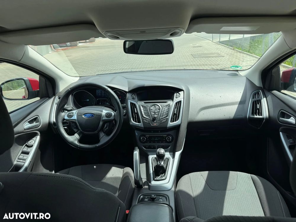 Ford Focus - 2