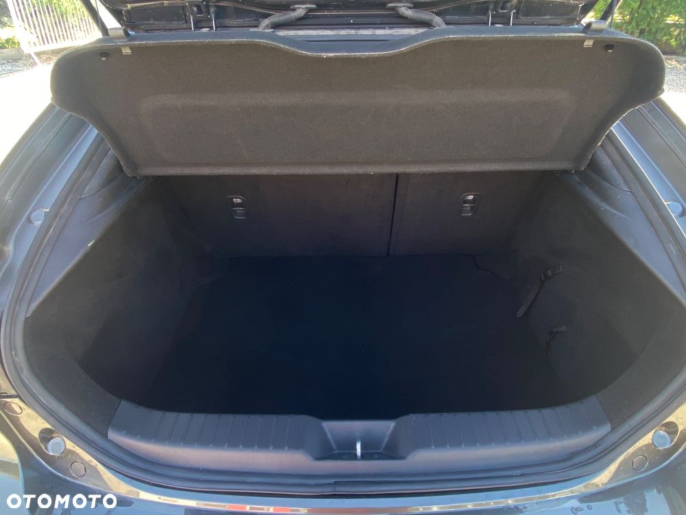 Mazda 3 SKYACTIV-D 1.8 DRIVE SELECTION - 19