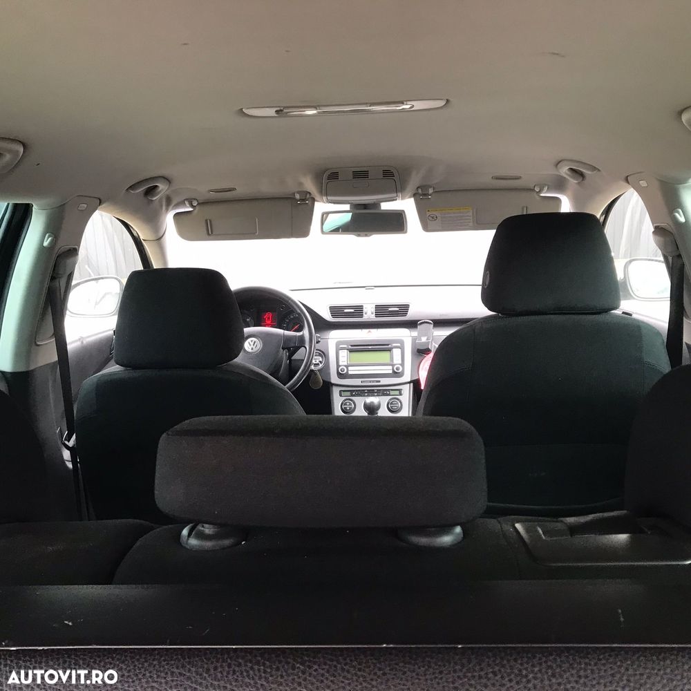 Volkswagen Passat 2.0 TDI Trendline - 8