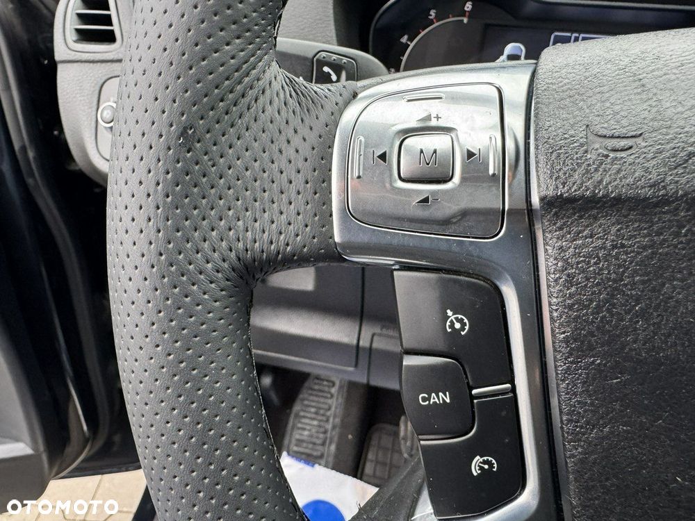 Ford S-Max 2.0 TDCi Titanium - 23