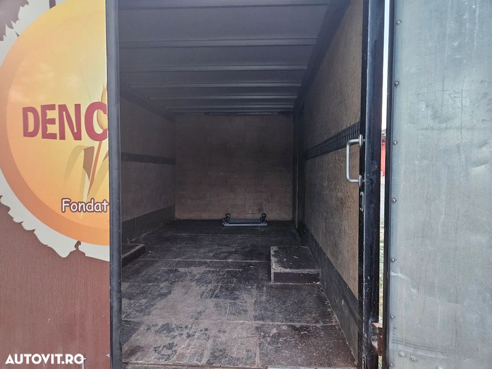 Volkswagen CRAFTER - 7