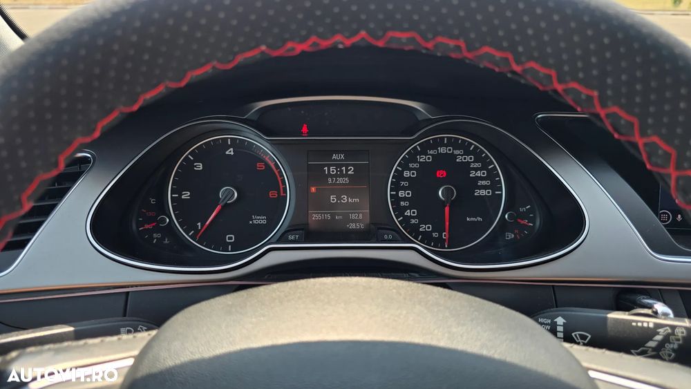 Audi A4 Avant 2.0 TDI quattro - 6